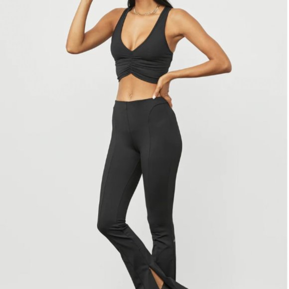 NWOT Alo HIGH-WAIST 7/8 ZIP IT FLARE LEGGING - Picture 1 of 4